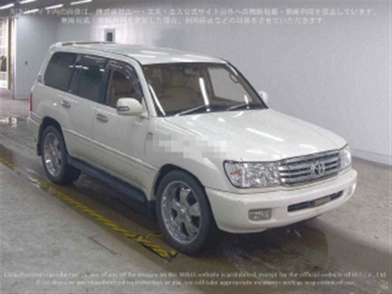 Автомобиль TOYOTA Land Cruiser UZJ100 2UZFE 1998 года в разбор