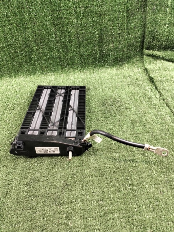 Дополнительный подогреватель C-class 2017 c205 OM651 Дополнительный подогреватель C-class 2017 c205 OM651