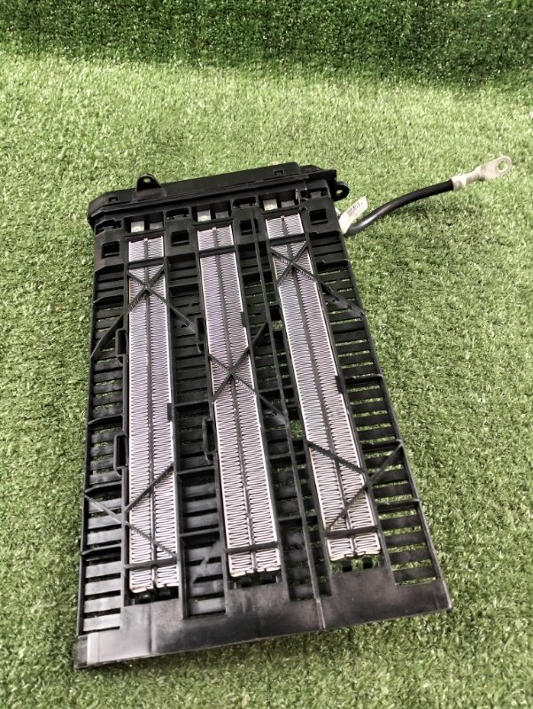 Дополнительный подогреватель Mercedes-Benz C-class c205 OM651 Дополнительный подогреватель Mercedes-Benz C-class c205 OM651