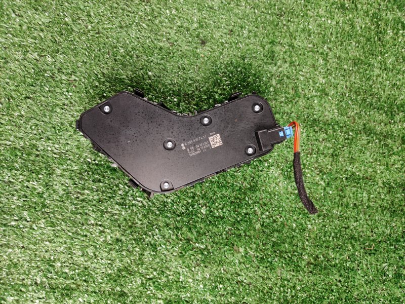 Блок управления сиденьем передний правый Mercedes-Benz C-class w205 M274