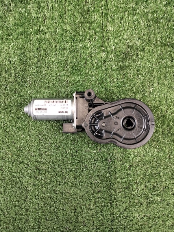 Моторчик сиденья передний правый Mercedes-Benz C-class 2014 w205 M274 A2058213689 Б/У