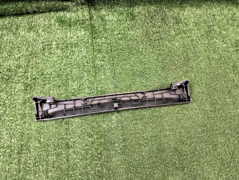 Накладка сиденья передняя C-class 2014 w205 M274