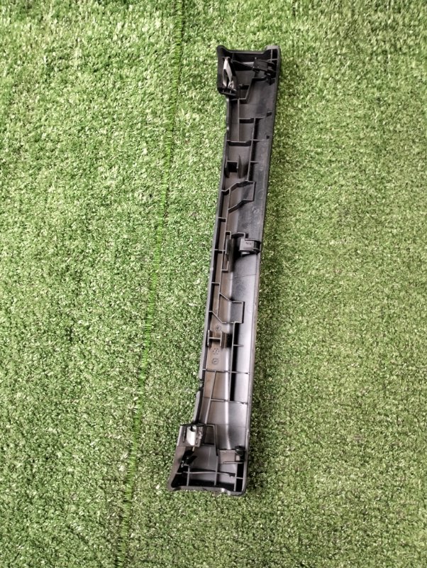 Накладка сиденья передняя C-class 2014 w205 M274