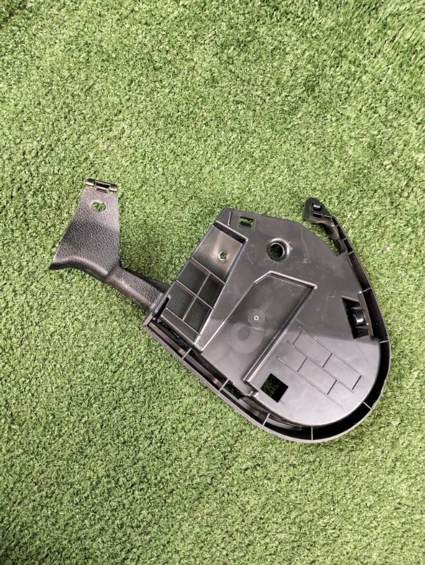 Накладка сиденья передняя левая C-class 2014 w205 M274