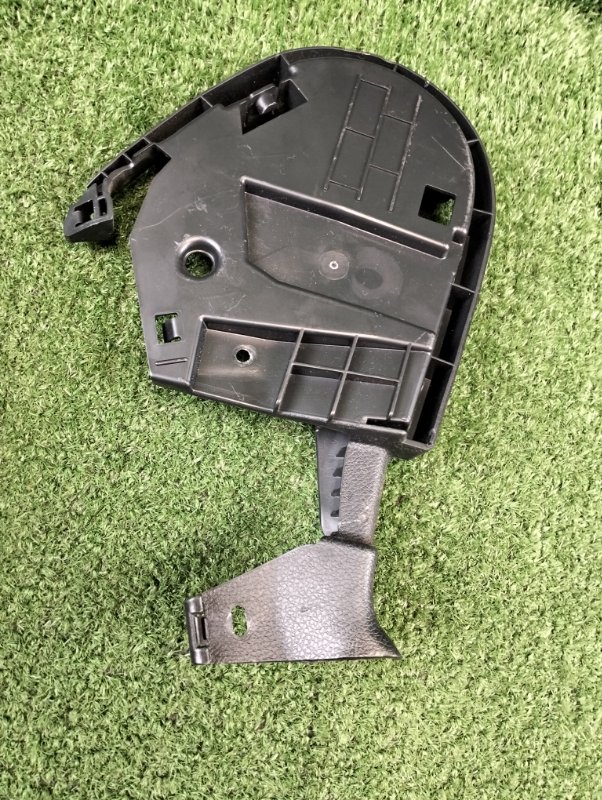 Накладка сиденья передняя левая C-class 2014 w205 M274