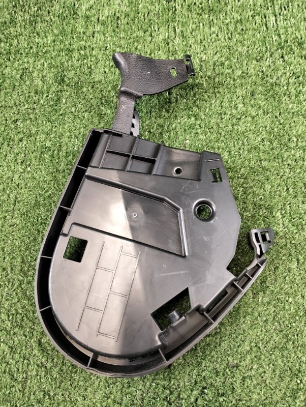 Накладка сиденья передняя левая C-class 2014 w205 M274