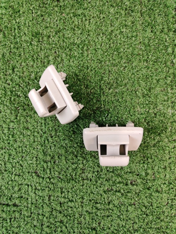 Накладка крепления козырька C-class 2015 w205 M274