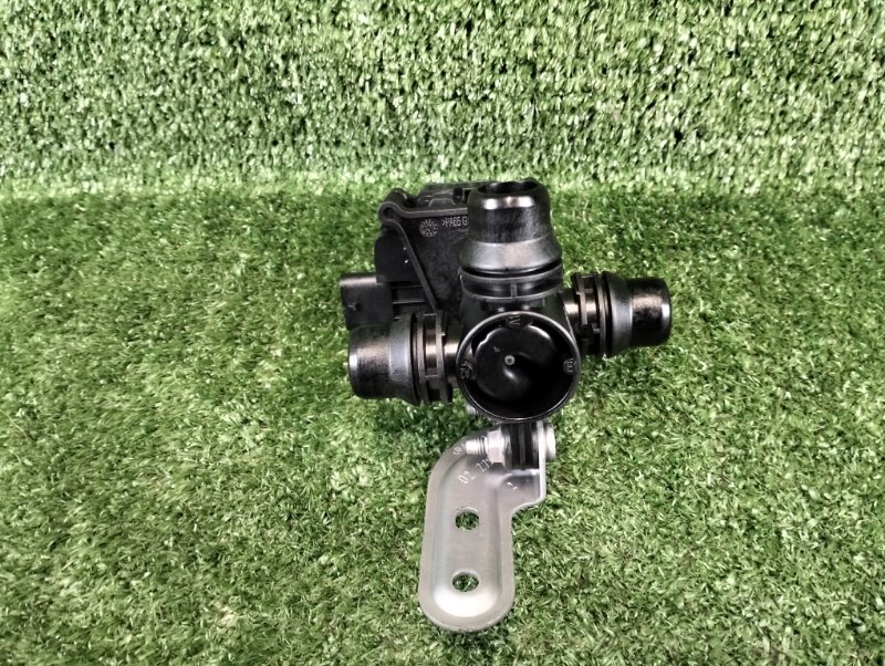 Клапан системы охлаждения Mercedes-Benz C-class w206 M254