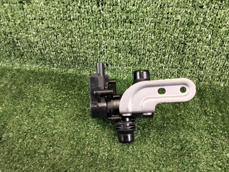 Клапан системы охлаждения C-class 2023 w206 M254