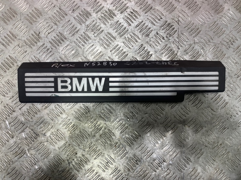 Накладка двс декоративная 3-Series E90 3.0 N52B30