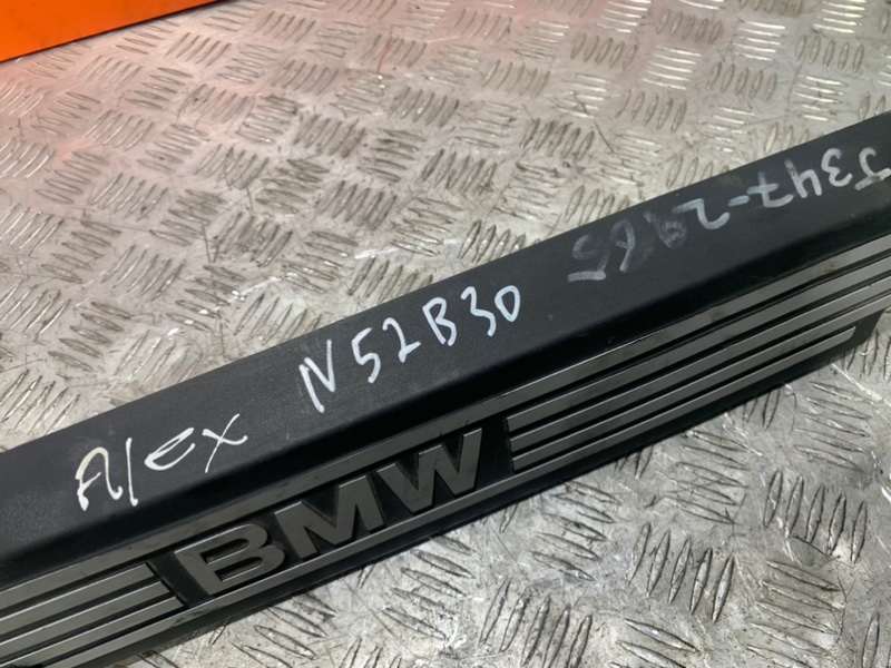 Накладка двс декоративная 3-Series E90 3.0 N52B30