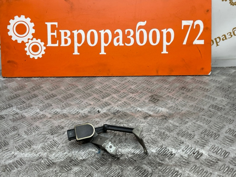 Датчик дорожного просвета задний BMW 3-Series F30 37146860843 контрактная