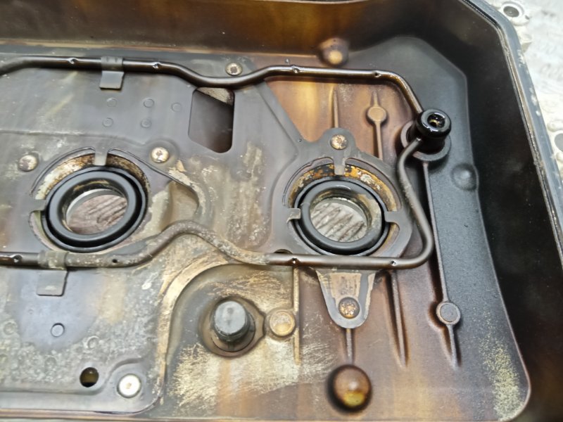 Крышка клапанов правая Rx350 GGL15 2GRFE