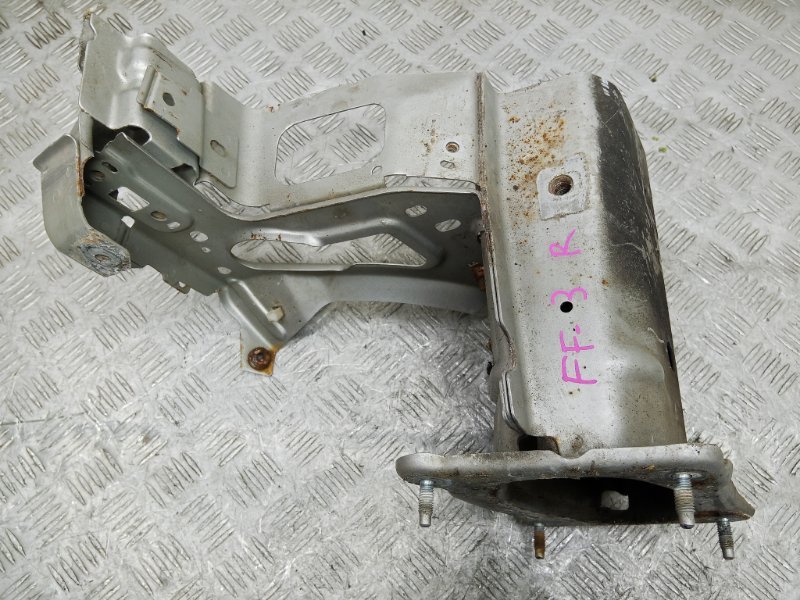 Лонжерон передний правый Focus 3 CB8