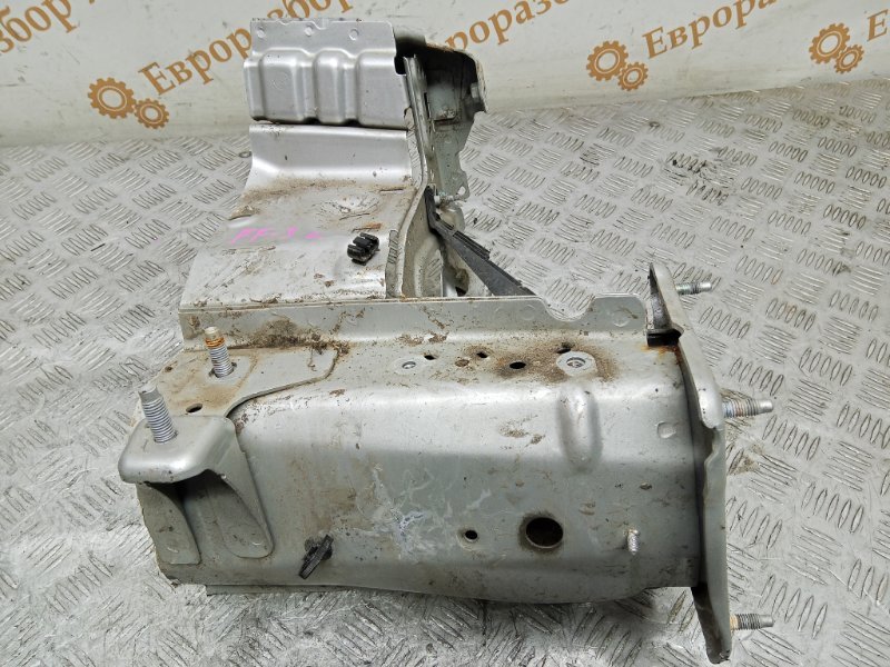 Лонжерон передний левый Ford Focus 3 CB8