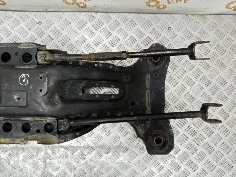 Балка подвески (подрамник) задняя Camry ACV50