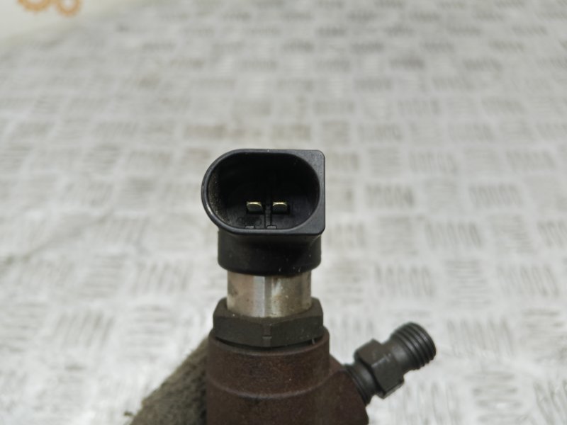 Форсунка топливная Discovery 3 L319 276DT