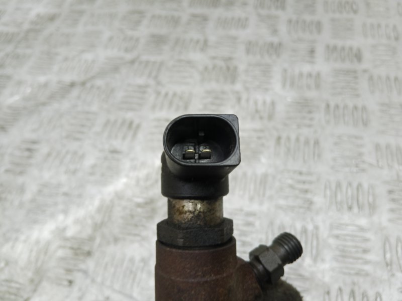 Форсунка топливная Discovery 3 L319 276DT