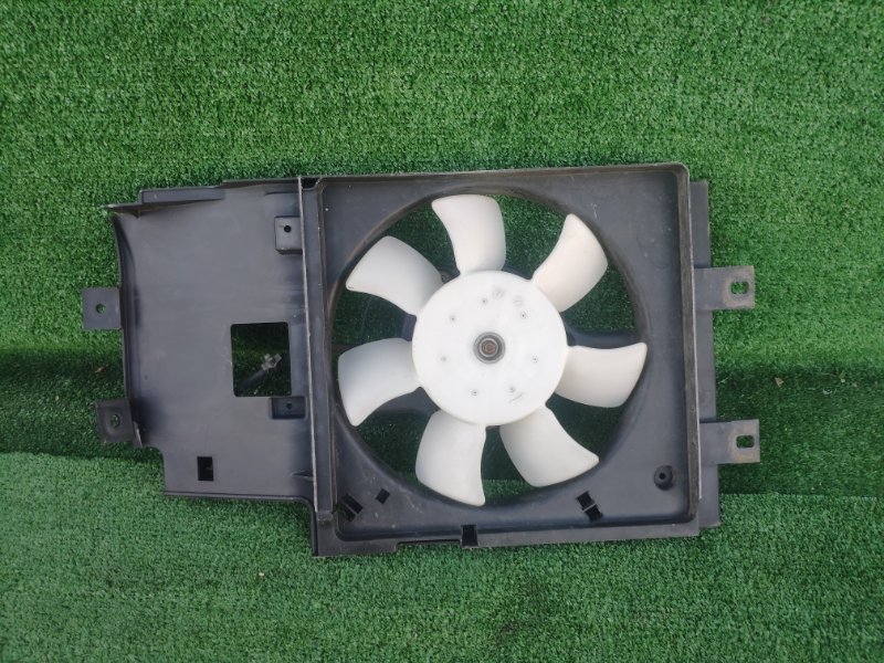 Вентилятор радиатора кондиционера Nissan Cube ANZ10 CGA3DE 2002 (б/у)