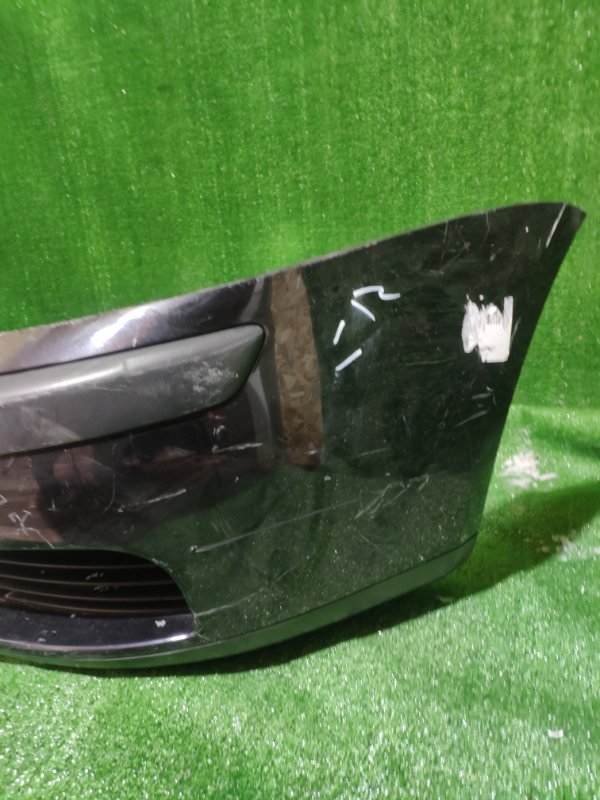 Бампер передний Golf 1K1