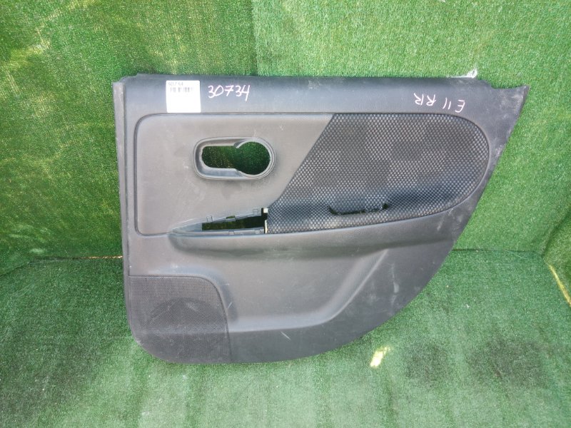Обшивка дверей Nissan Note E11 HR15DE задняя правая (б/у)