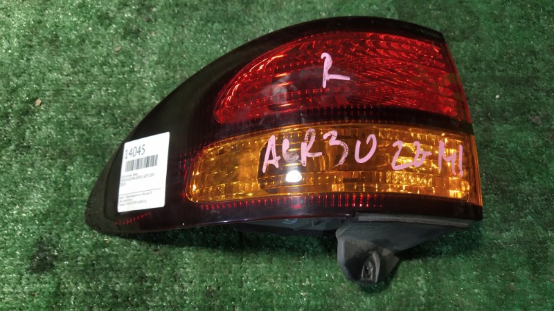 Стоп-сигнал Toyota Estima ACR30 2AZFE 2003 правый (б/у)