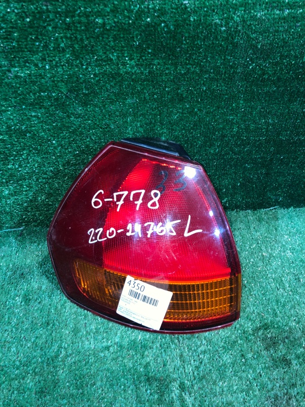 Стоп-сигнал Nissan Ad Y11 левый (б/у)