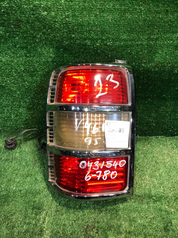 Стоп-сигнал Mitsubishi Pajero V25 левый (б/у)