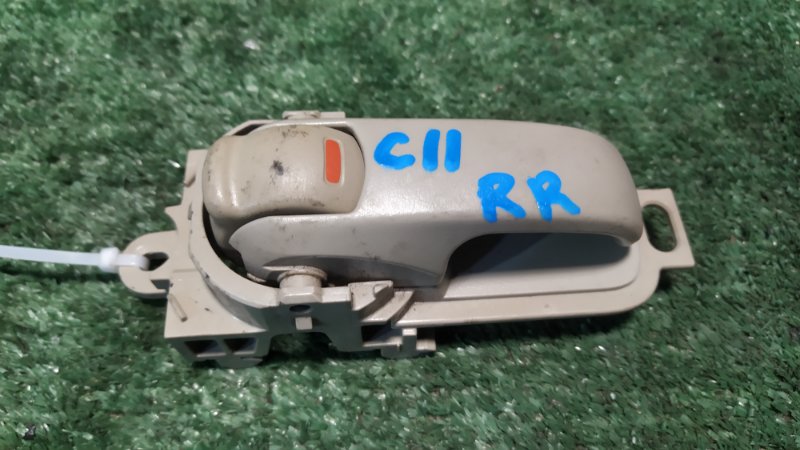 Ручка двери внутренняя Nissan Tiida C11 HR15DE задняя правая (б/у)