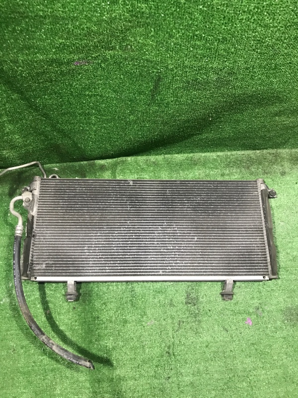 Радиатор кондиционера Mitsubishi Pajero Io H77W 4G94 (б/у)