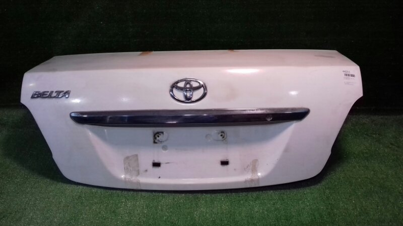 Крышка багажника Toyota Belta KSP92 1KRFE 2005 (б/у)