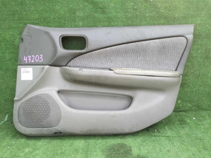 Обшивка дверей Nissan Sunny QB15 QG18DD 1999 передняя правая (б/у)