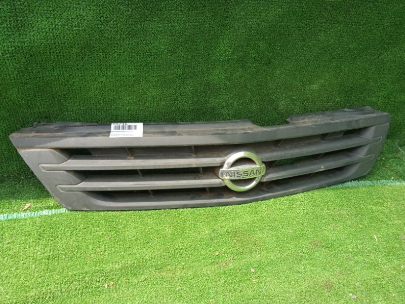 Решетка радиатора Nissan Ad VFY11 QG15DE 1999 (б/у)