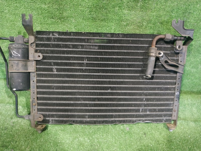 Радиатор кондиционера Ford Festiva DAJPF BJ (б/у)