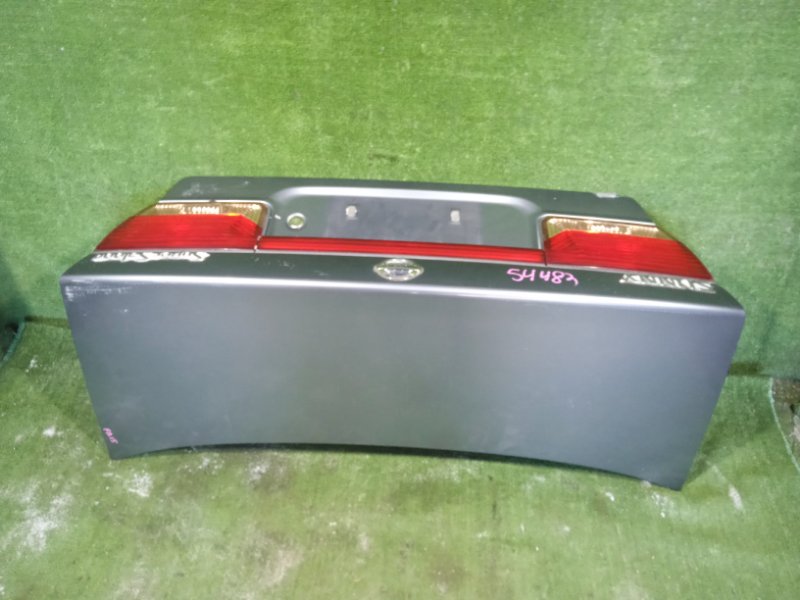 Крышка багажника Nissan Sunny FB15 QG15DE 2002 (б/у)