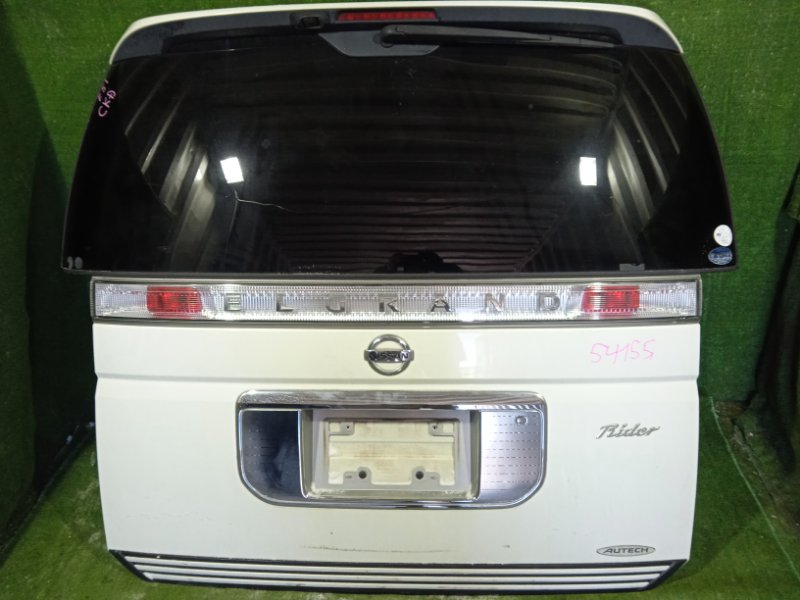 Дверь задняя Nissan Elgrand E51 VQ35DE 2002 (б/у)