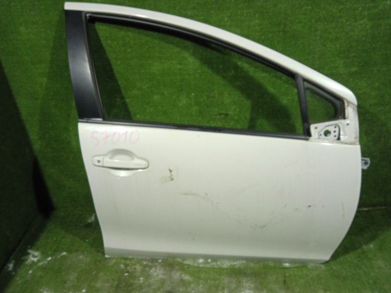 Дверь Toyota Aqua NHP10 1NZFXE передняя правая (б/у)