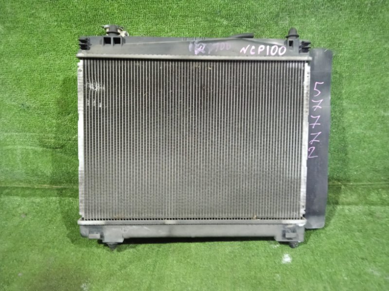 Радиатор основной Toyota Ractis NCP100 1NZFE (б/у)