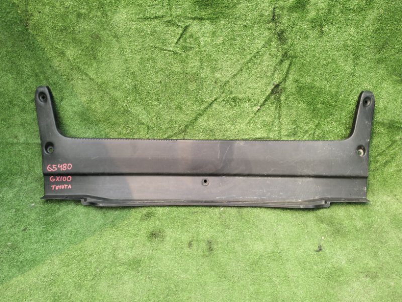 Накладка замка багажника Toyota Mark Ii GX100 1GFE (б/у)