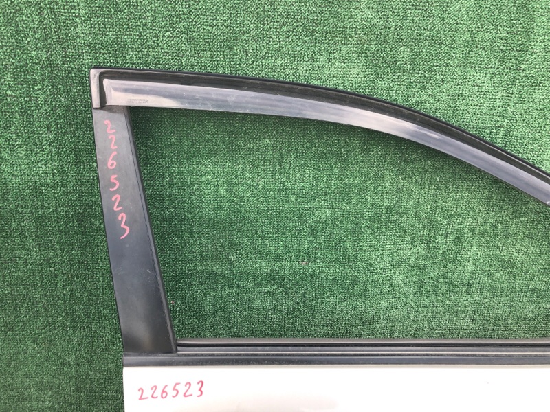 Дверь передняя правая COROLLA NZE121 1NZFE