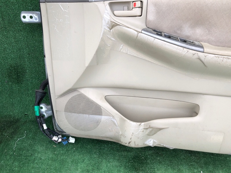Дверь передняя правая COROLLA NZE121 1NZFE