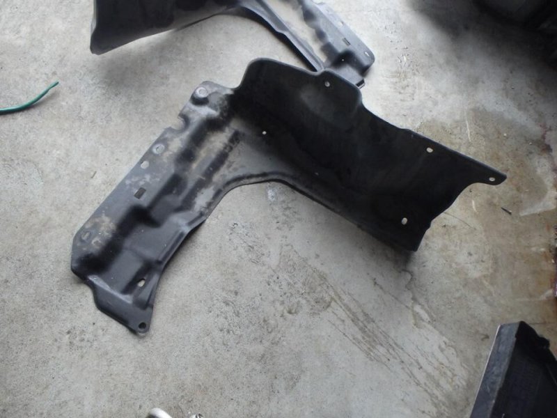 Защита двигателя правая Toyota Corolla Fielder NZE141 1NZFE 51442-12230 контрактная