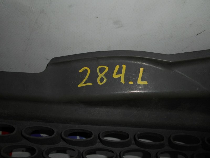 Решетка радиатора левая March AK12 CR14