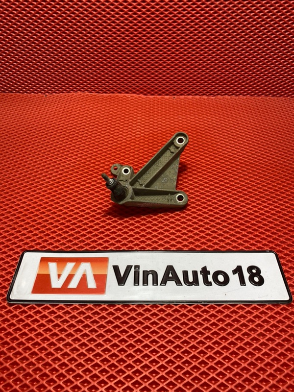 Кронштейн Renault Logan 2008 LS0G/LS12 K7J 8200043084 Б/У