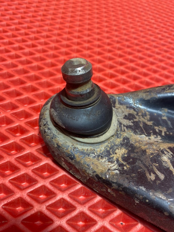 Рычаг подвески передний левый Renault Logan LS0G/LS12 K7J Рычаг подвески передний левый Renault Logan LS0G/LS12 K7J