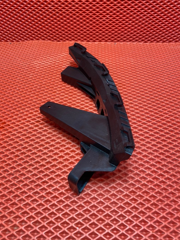 Кронштейн фары передний левый F7 2019