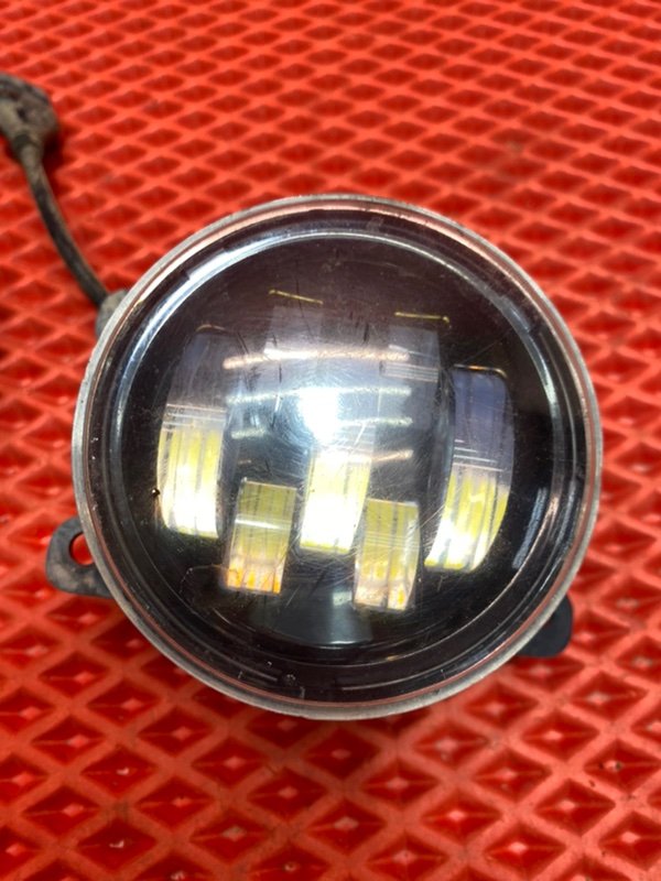 Фара противотуманная ПТФ передняя левая Duster 2012 F4R 400