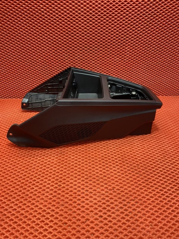 Центральная консоль Duster 2021 F4R 410 Центральная консоль Duster 2021 F4R 410