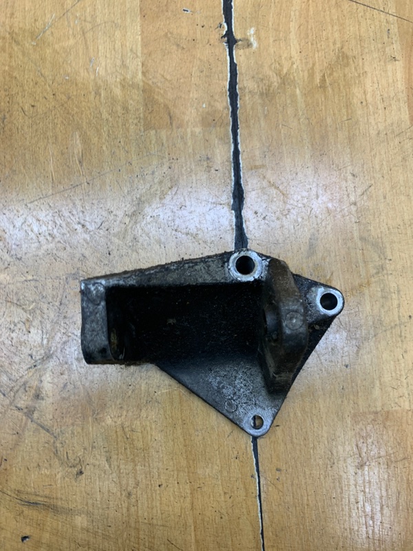 Кронштейн двигателя Primera 2003 QG18