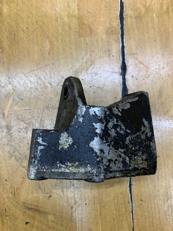 Кронштейн двигателя Primera 2003 QG18